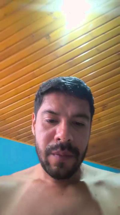 ricardbig69 live cam on Cam4