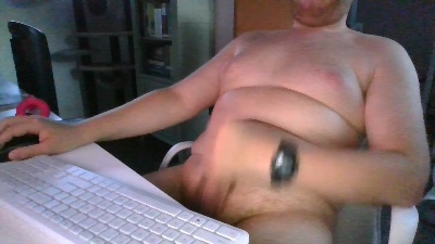 richard9718 live cam on Cam4