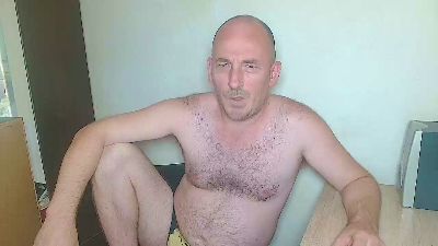richy87111 live cam on Cam4