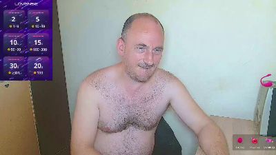 richy87111 live cam on Cam4