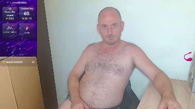richy87111 live cam on Cam4