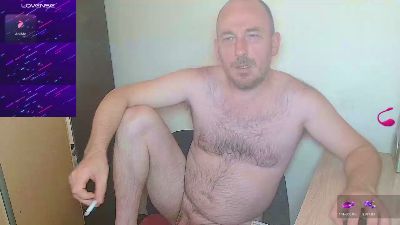 richy87111 live cam on Cam4