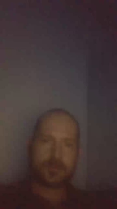 rick51933 live cam on Cam4