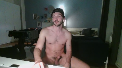 rickborn1995 live cam on Cam4