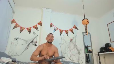 rickyfriki live cam on Cam4
