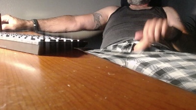 rickyquetick live cam on Cam4