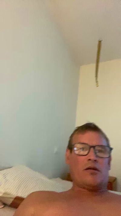rico743 live cam on Cam4