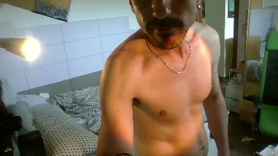 rik_1 live cam on Cam4
