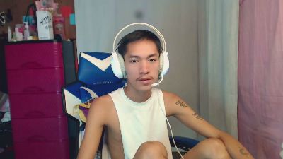 riks_tyler live cam on Cam4