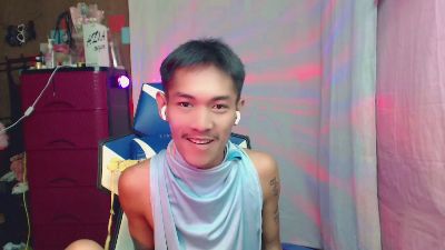 riks_tyler live cam on Cam4