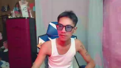 riks_tyler live cam on Cam4