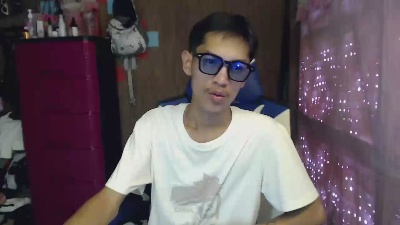 riks_tyler live cam on Cam4