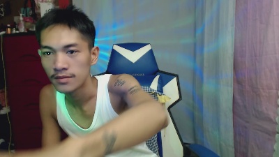 riks_tyler live cam on Cam4