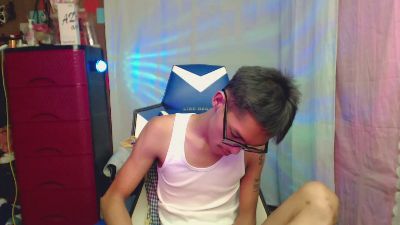 riks_tyler live cam on Cam4