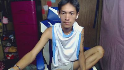 riks_tyler live cam on Cam4