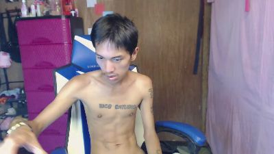 riks_tyler live cam on Cam4