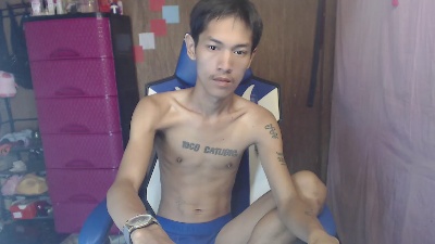 riks_tyler live cam on Cam4
