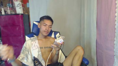 riks_tyler live cam on Cam4