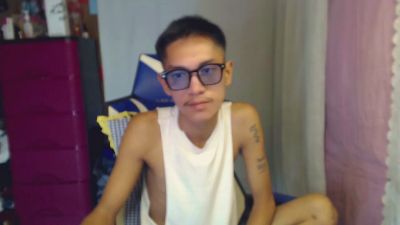 riks_tyler live cam on Cam4