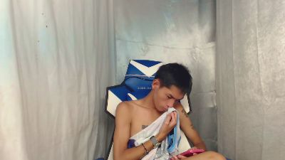 riks_tyler live cam on Cam4
