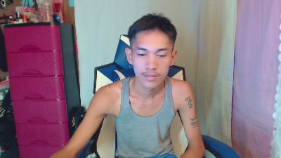 riks_tyler live cam on Cam4