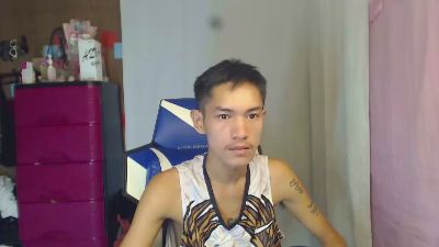 riks_tyler live cam on Cam4