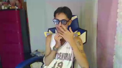 riks_tyler live cam on Cam4