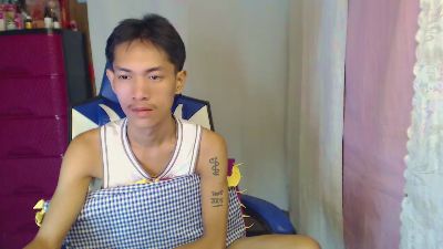 riks_tyler live cam on Cam4