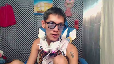 riks_tyler live cam on Cam4