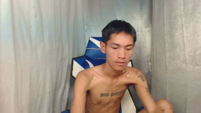 riks_tyler live cam on Cam4