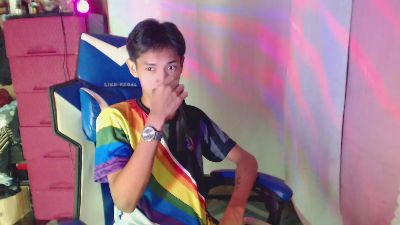 riks_tyler live cam on Cam4