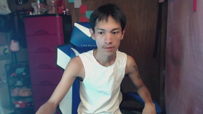 riks_tyler live cam on Cam4