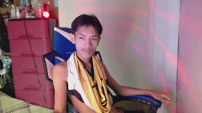 riks_tyler live cam on Cam4