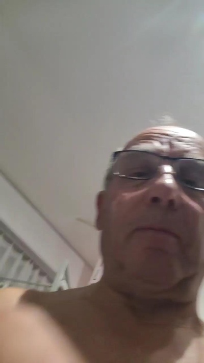 ritschi1 live cam on Cam4