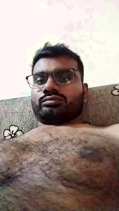 riyaz2345 live cam on Cam4