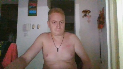 ro385 live cam on Cam4