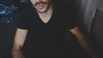 robert225 live cam on Cam4