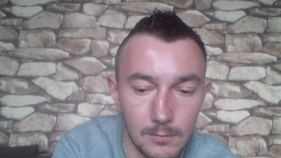 robert9995 live cam on Cam4