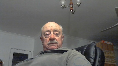 robert_51xx live cam on Cam4