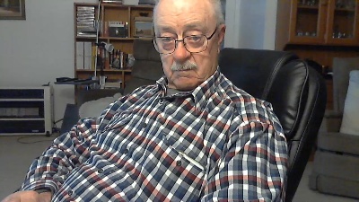 robert_51xx live cam on Cam4