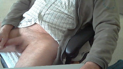 robert_51xx live cam on Cam4