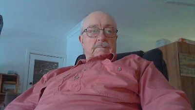 robert_51xx live cam on Cam4