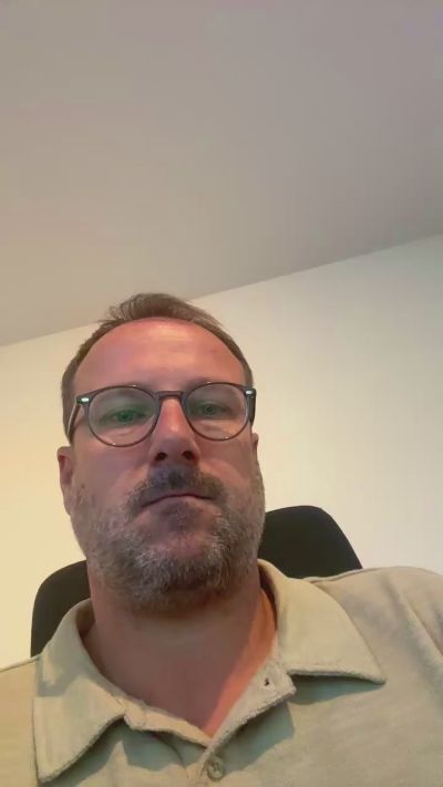 robertmeier_hot live cam on Cam4
