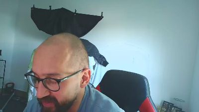 robertomoncada1 live cam on Cam4