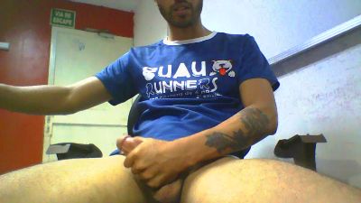robinson183 live cam on Cam4
