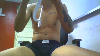 robinson183 live cam on Cam4