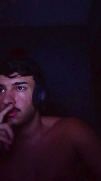 robsonhaha live cam on Cam4