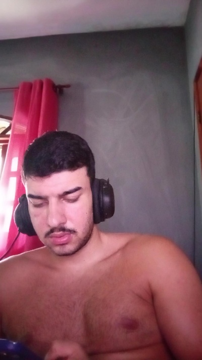 robsonhaha live cam on Cam4