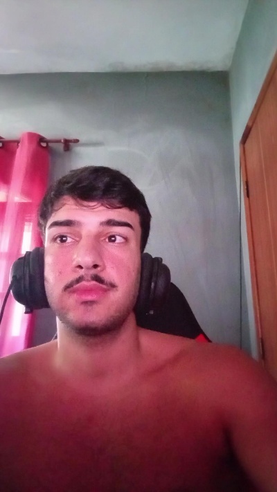 robsonhaha live cam on Cam4