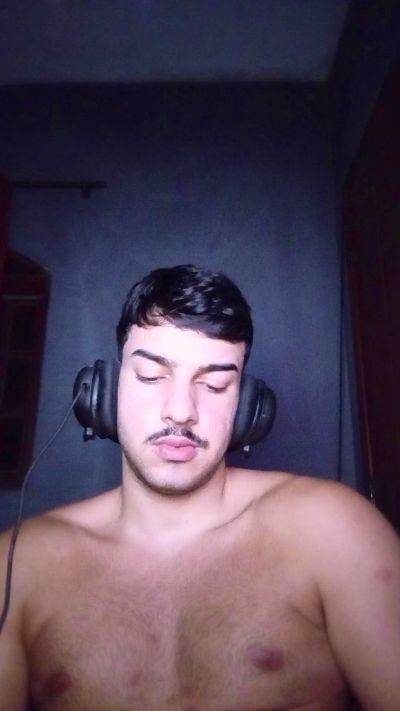robsonhaha live cam on Cam4